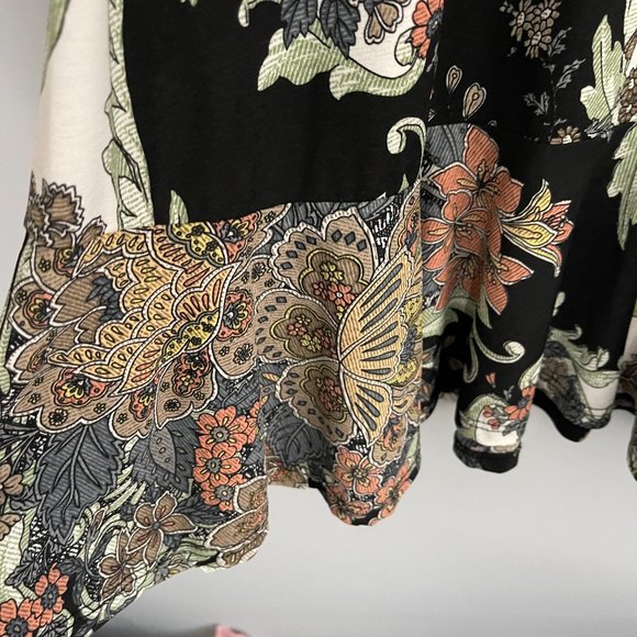 LTX Sportswear XXL green/cream/black/orange large flower 3/4 sleeve dress - Picture 3 of 4